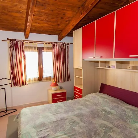 Casa Castangia بيت للعطل سان تيودورو